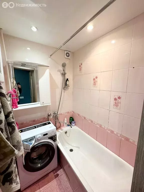 3-комнатная квартира: Волгоград, улица 64-й Армии, 22Б (59 м) - Фото 0