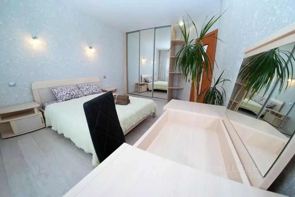 2-к кв. Омская область, Омск ул. Потанина, 60 (75.0 м) - Фото 2