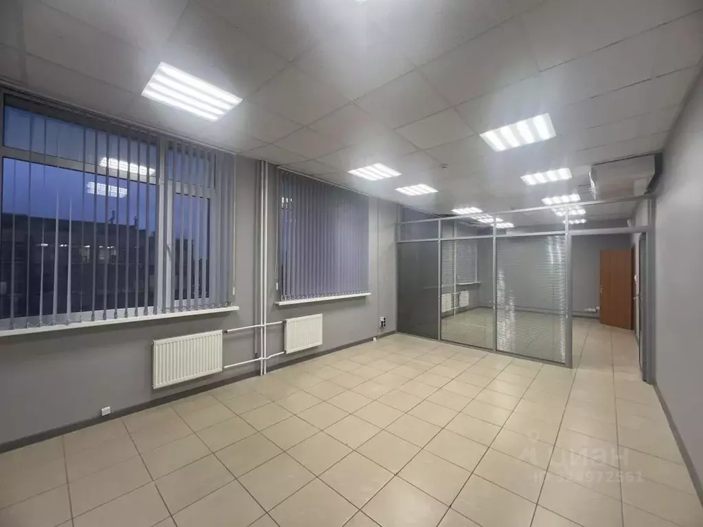 Офис в Краснодарский край, Краснодар Северная ул., 279 (46 м) - Фото 2