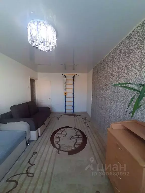 3-к кв. Курганская область, Курган Заозерный жилрайон, 5-й мкр, 9 ... - Фото 1