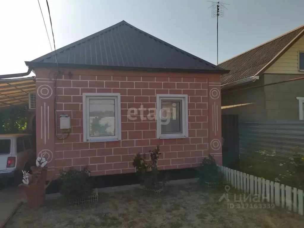 Дом в Краснодарский край, Ейский район, Должанская ст-ца  (65 м) - Фото 1