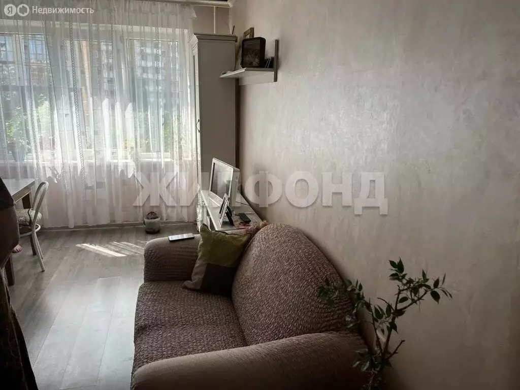 5-комнатная квартира: Новосибирск, Железнодорожный район, ... - Фото 1
