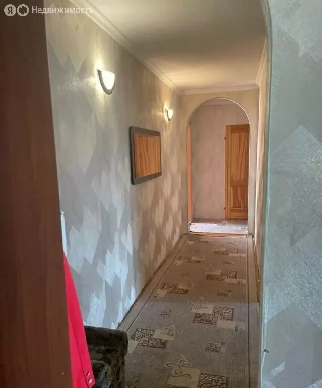 3-комнатная квартира: Калининград, улица Маяковского, 8 (68.8 м) - Фото 0