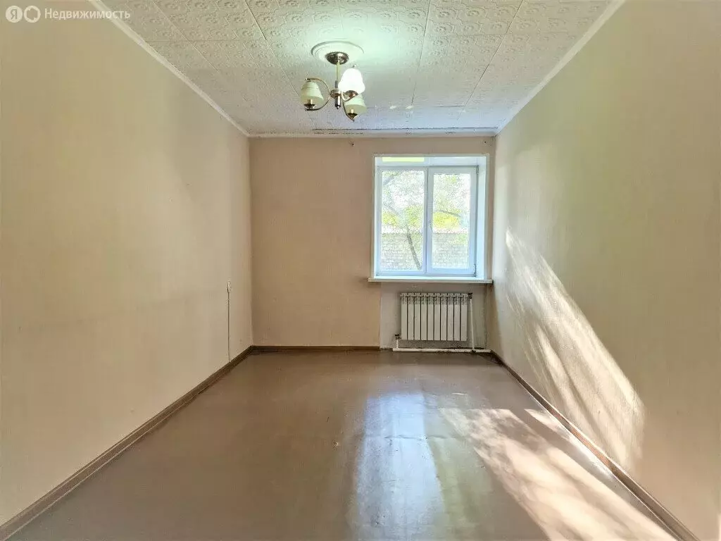 3-комнатная квартира: Республика Хакасия, рабочий посёлок Усть-Абакан, ... - Фото 1