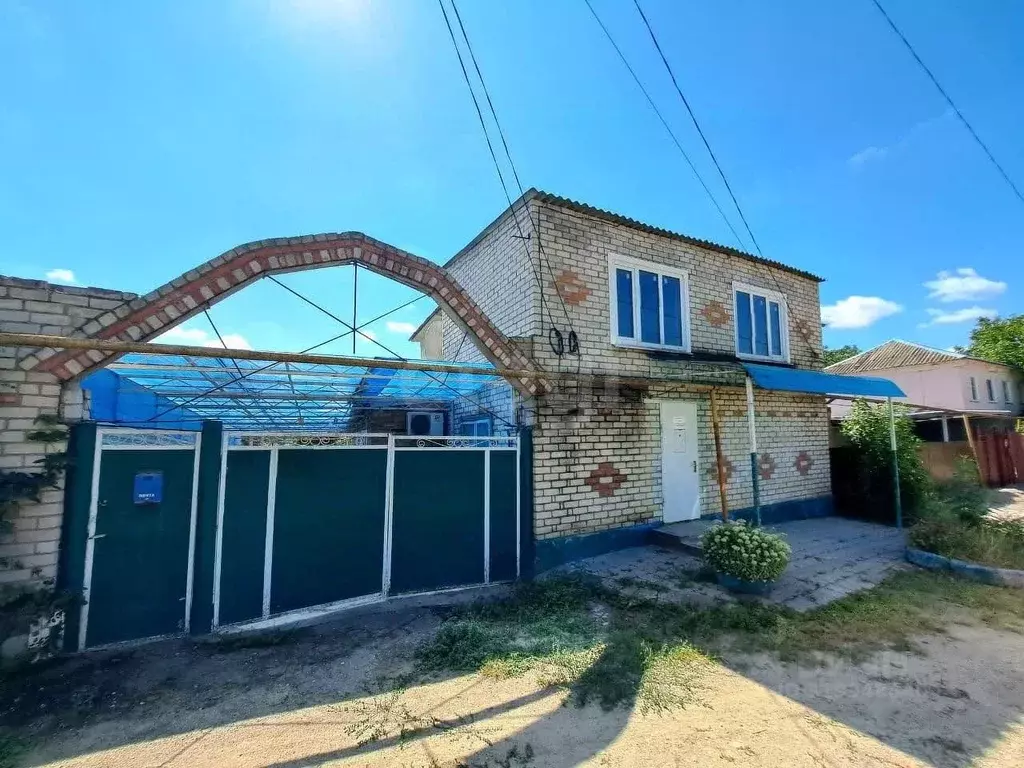 Дом в Ставропольский край, с. Александровское ул. Красноармейская (153 ... - Фото 1