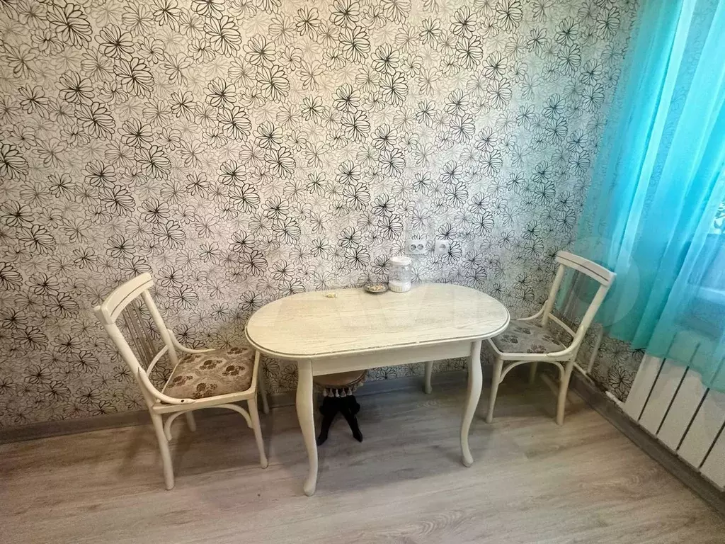 1-к. квартира, 38 м, 2/5 эт. - Фото 1