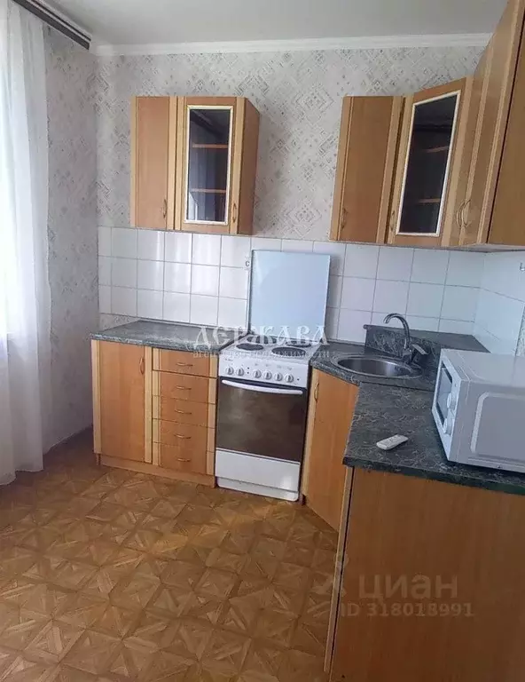 1-к кв. Белгородская область, Старый Оскол Восточный мкр, 6 (38.0 м) - Фото 0