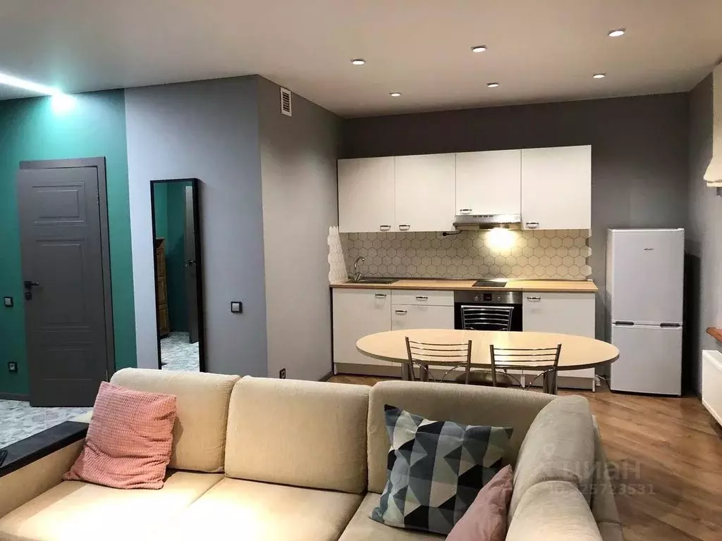 2-к кв. Татарстан, Казань ул. Братьев Касимовых, 35 (55.6 м) - Фото 2