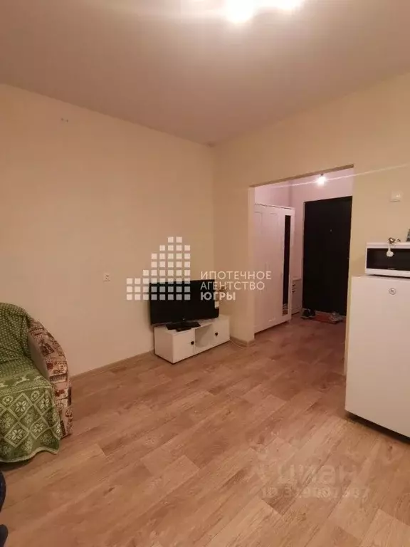 Студия Ханты-Мансийский АО, Ханты-Мансийск Самаровская ул., 2 (32.4 м) - Фото 1