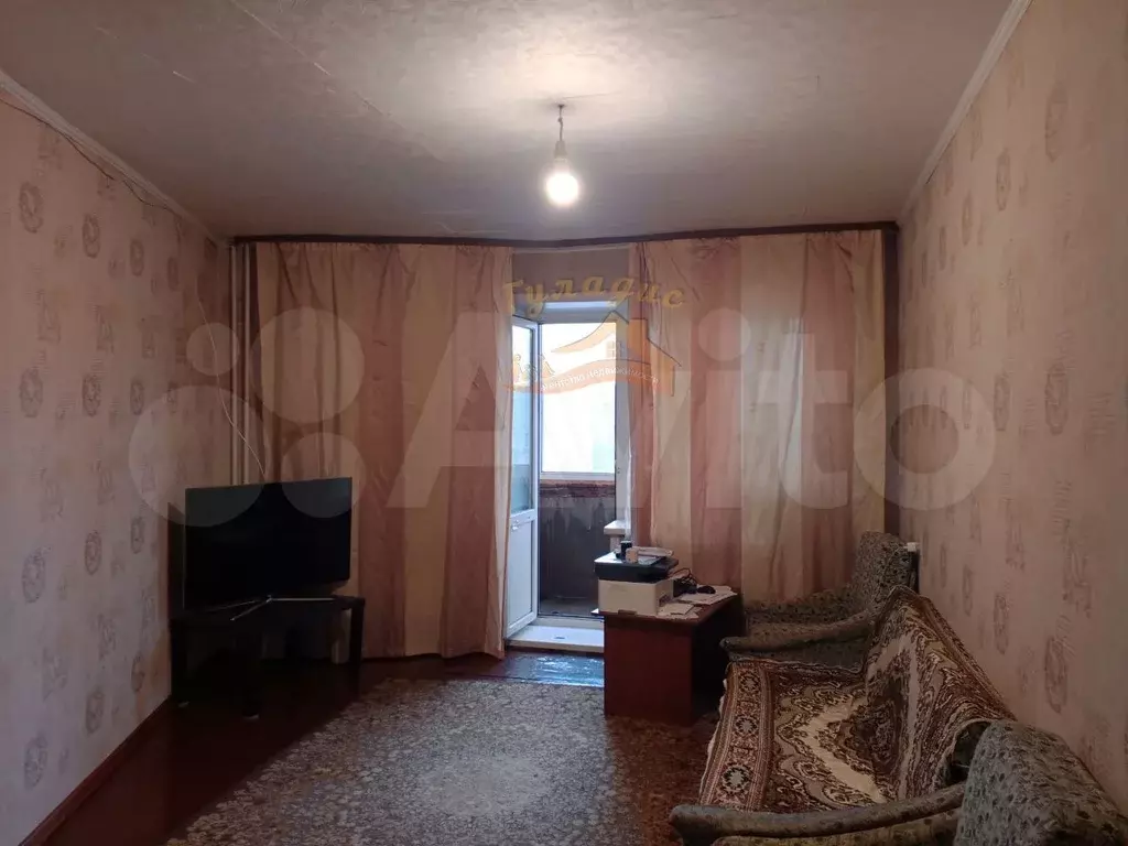 1-к. квартира, 40 м, 8/9 эт. - Фото 0