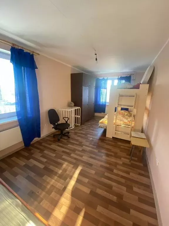 3-к кв. Ленинградская область, Волхов ул. Федюнинского, 10 (67.0 м) - Фото 1