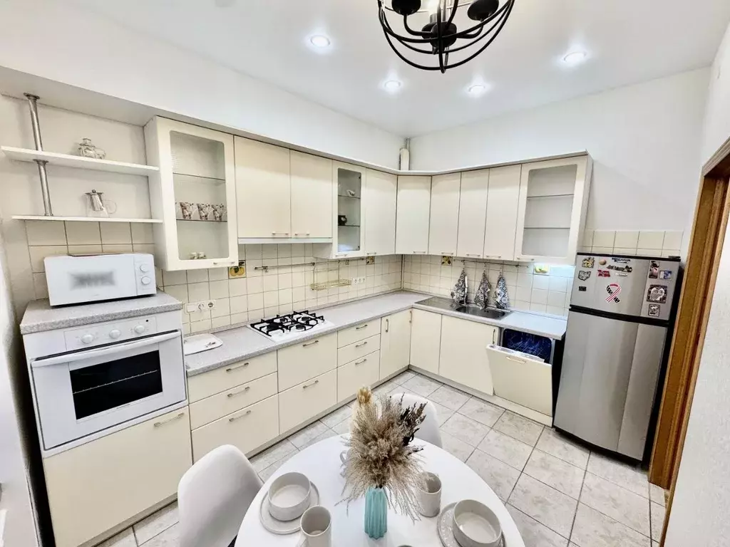 2-к кв. Санкт-Петербург 8-я Советская ул., 51/8 (75.0 м) - Фото 1