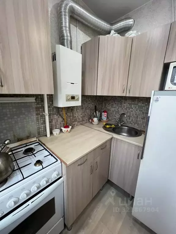 1-к кв. Татарстан, Казань ул. Фатыха Амирхана, 57 (33.0 м) - Фото 1