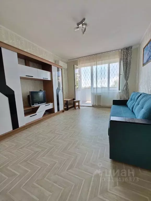 1-к кв. Крым, Сакский район, с. Штормовое ул. Ленина, 6 (33.5 м) - Фото 0