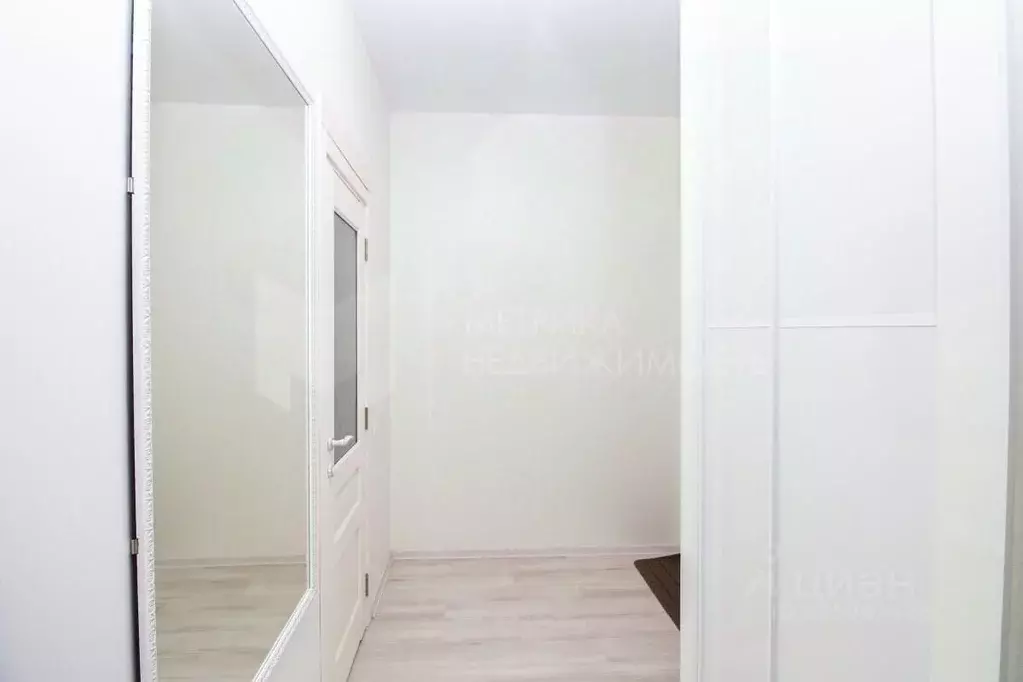 Студия Тюменская область, Тюмень ул. Московский Тракт, 83к6 (35.1 м) - Фото 1