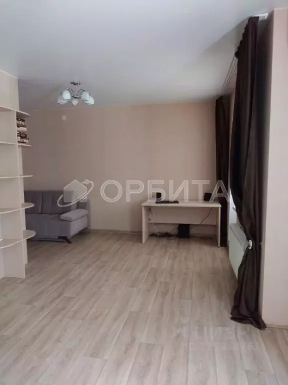 Студия Тюменская область, Тюмень Харьковская ул., 68 (43.0 м) - Фото 1