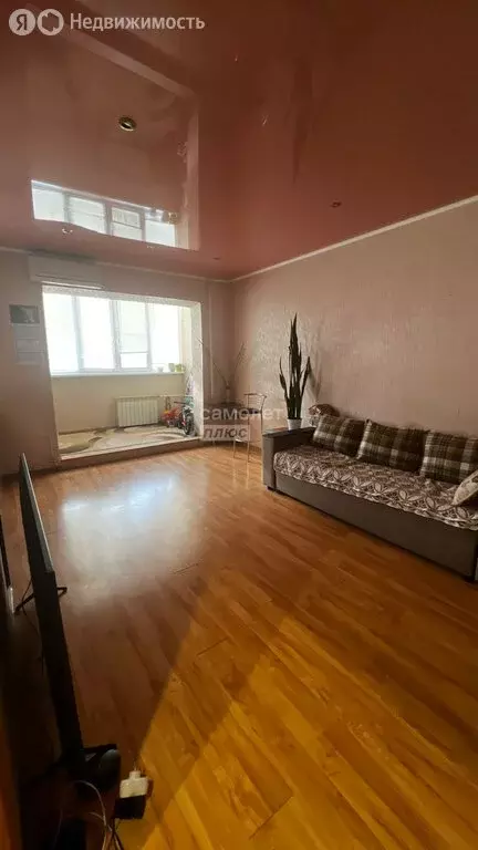 3-комнатная квартира: Астрахань, улица Генерала Герасименко, 6к3 (77.5 ... - Фото 1