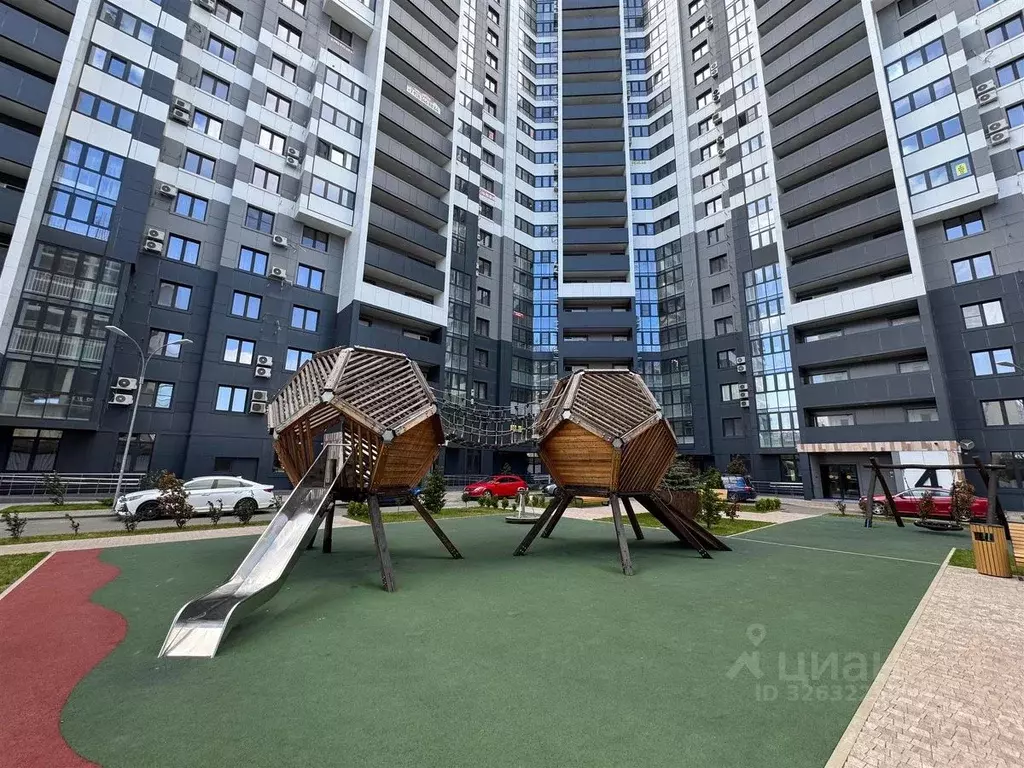 3-к кв. Краснодарский край, Краснодар ул. Красных Партизан (88.2 м) - Фото 1