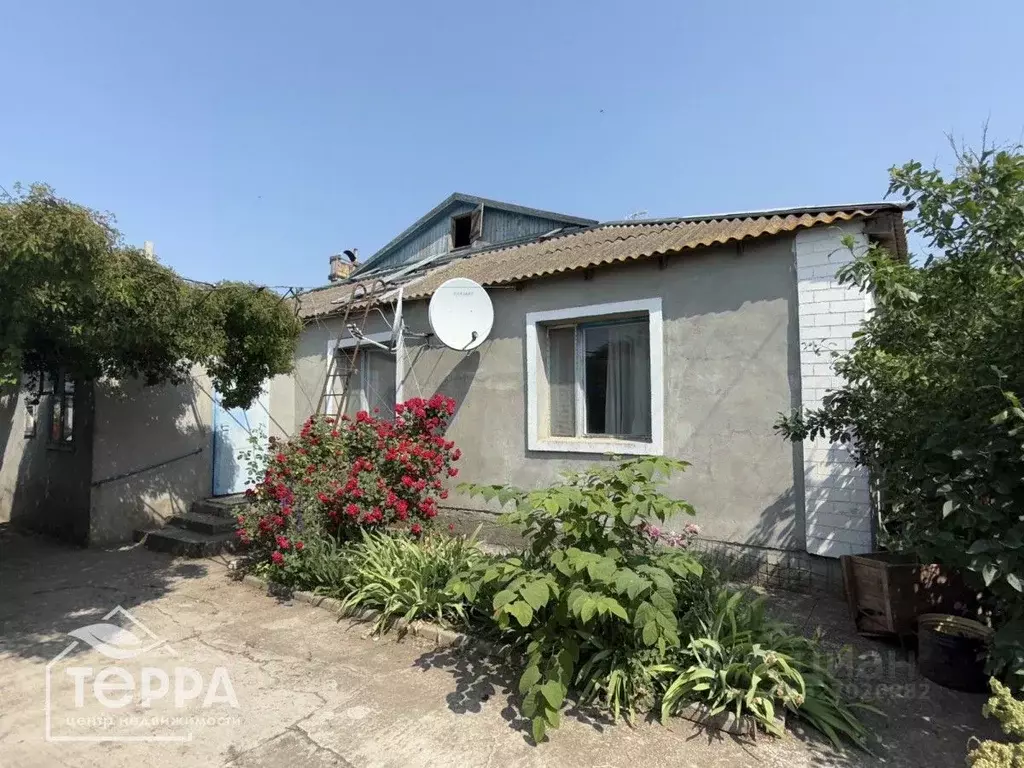 Дом в Крым, Сакский район, Веселовское с/пос, с. Наташино ул. Новая, 7 ... - Фото 1