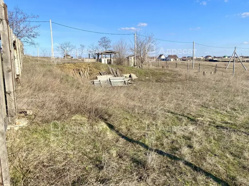 Участок в Волгоградская область, Городище рп, Дубок СНТ ул. Стриженко ... - Фото 0