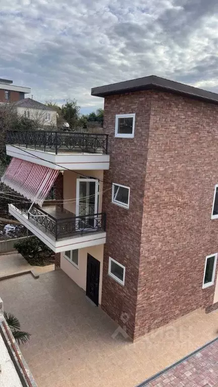 Дом в Краснодарский край, Сочи ул. Ворошиловградская (240 м) - Фото 2