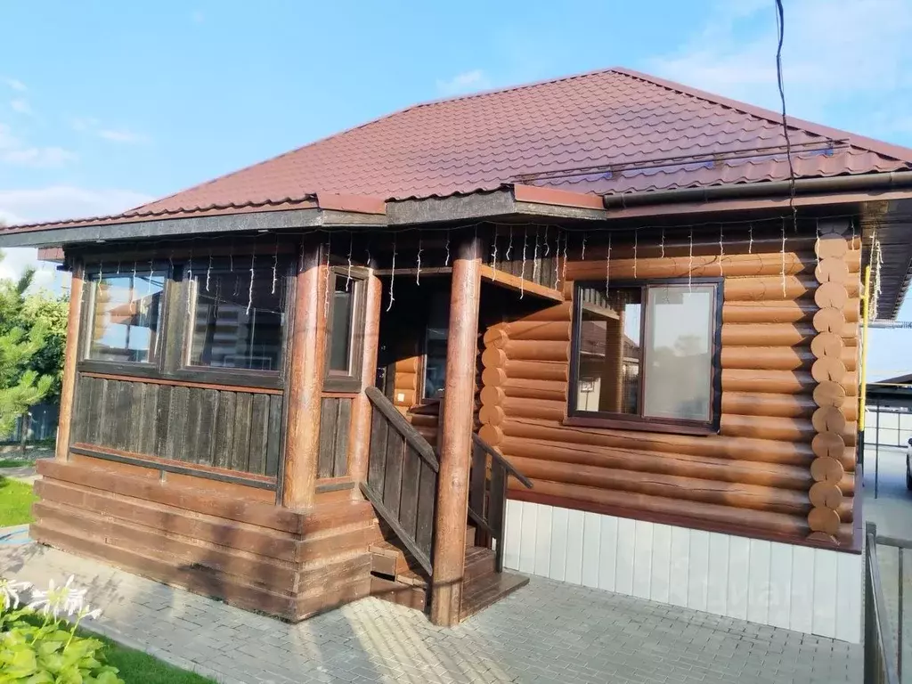 Дом в Саратовская область, Энгельсский район, Красноярское ... - Фото 1