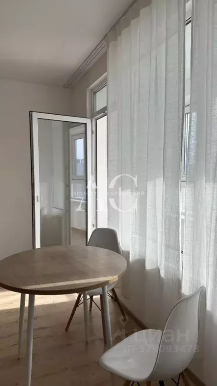 Студия Свердловская область, Екатеринбург бул. Золотистый, 17 (30.0 м) - Фото 1