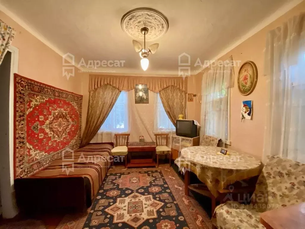 Дом в Волгоградская область, Волгоград ул. Денисенко (44 м) - Фото 1