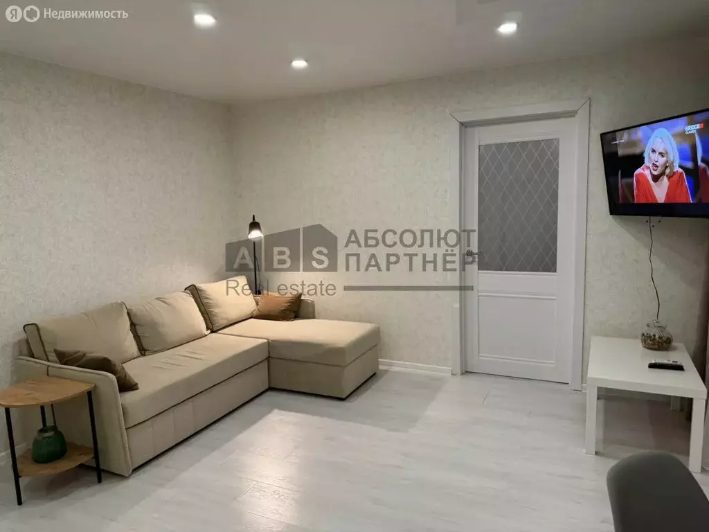 2-комнатная квартира: Великий Новгород, район Торговая сторона, улица ... - Фото 2