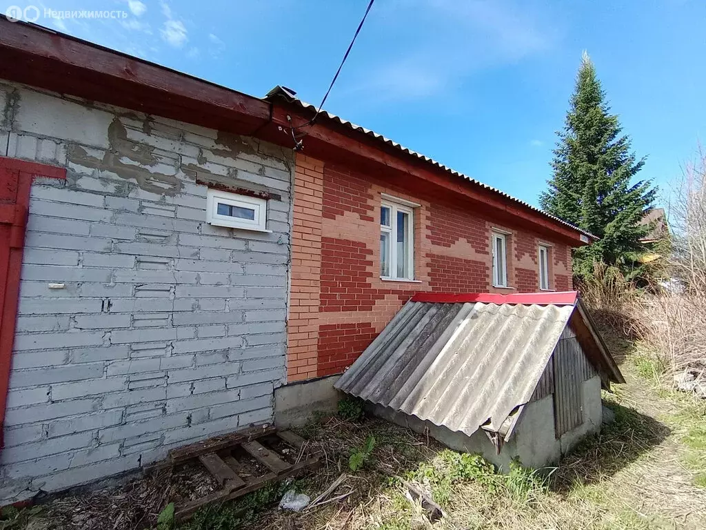 Дом в Свердловская область, муниципальный округ Ревда, село Мариинск, ... - Фото 1