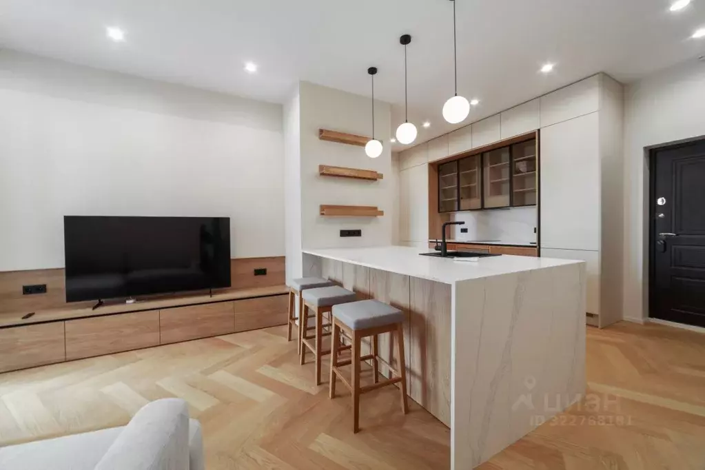 2-к кв. Санкт-Петербург Ушаковская наб., 3к2 (70.4 м) - Фото 1