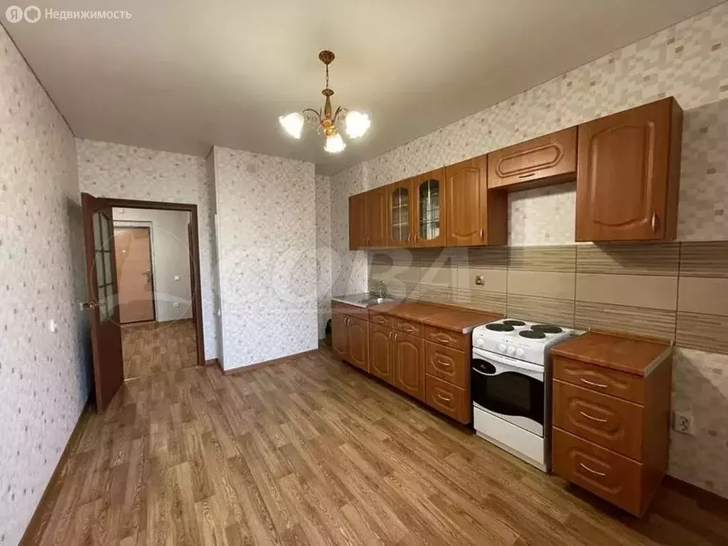 1-комнатная квартира: Тюмень, улица Монтажников, 47 (42.1 м) - Фото 2