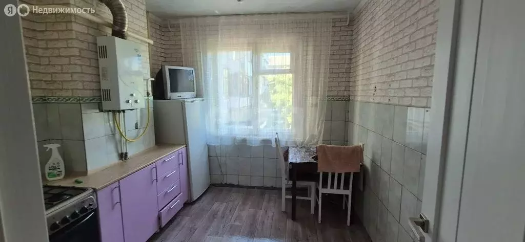 2-комнатная квартира: Чебаркуль, улица Ленина, 33А (51.5 м) - Фото 2