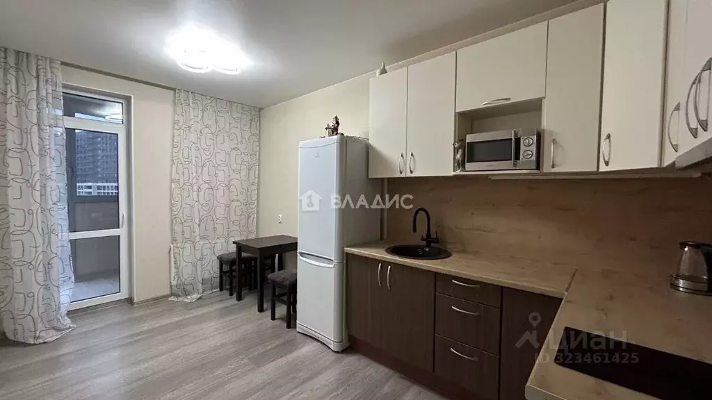 2-к кв. Ленинградская область, Мурино Всеволожский район, просп. ... - Фото 1