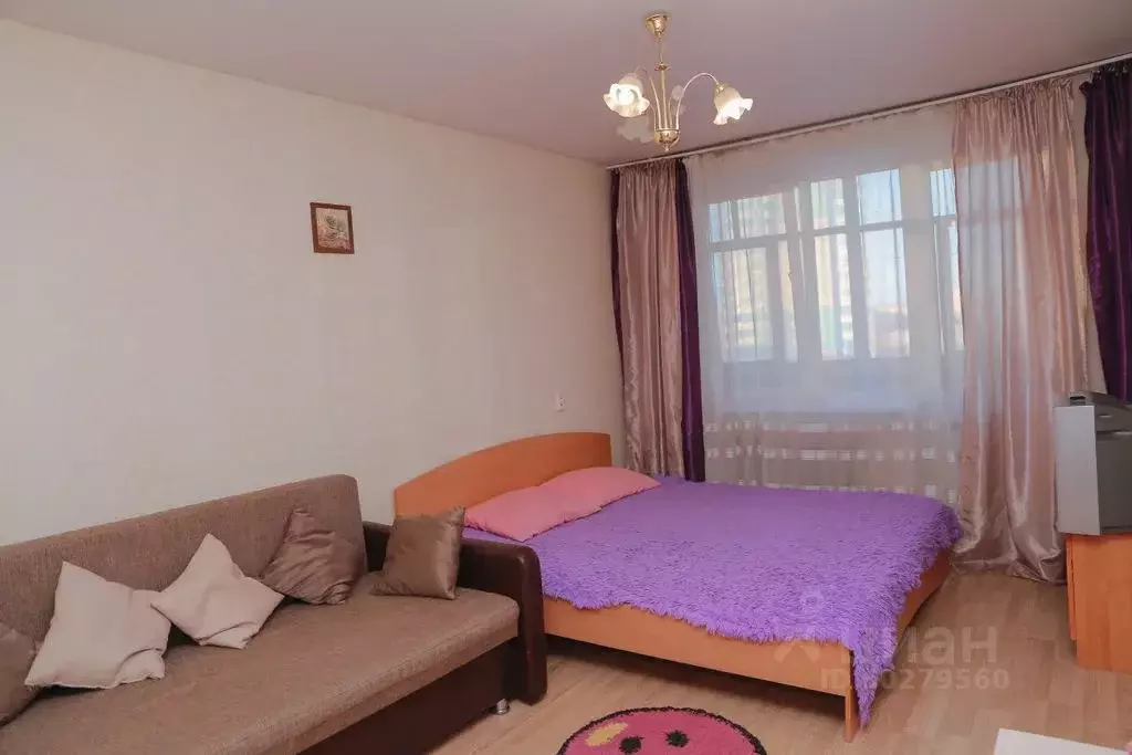 1-к кв. Татарстан, Казань ул. Фатыха Амирхана, 71 (40.0 м) - Фото 0