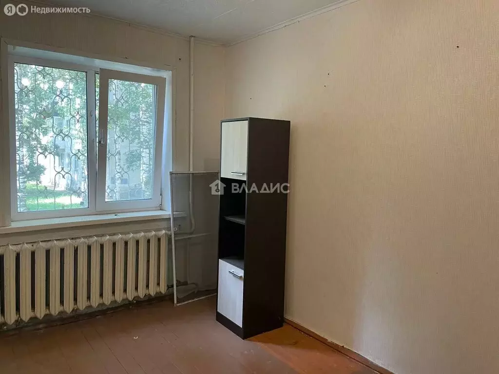 2-комнатная квартира: Сыктывкар, Октябрьский проспект, 66 (42.4 м) - Фото 1