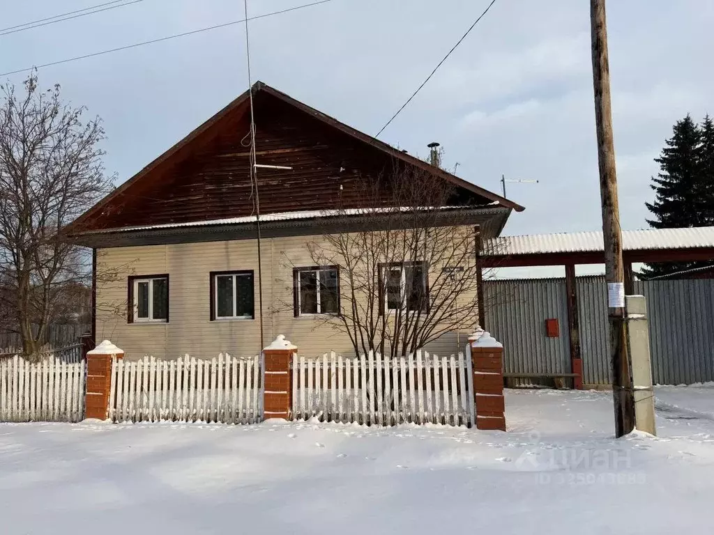 Дом в Курганская область, Каргапольский муниципальный округ, с. ... - Фото 1