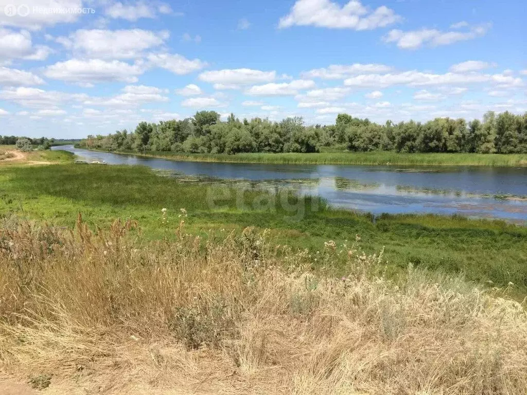 Участок в село Красный Яр, Первомайская улица (14 м) - Фото 0