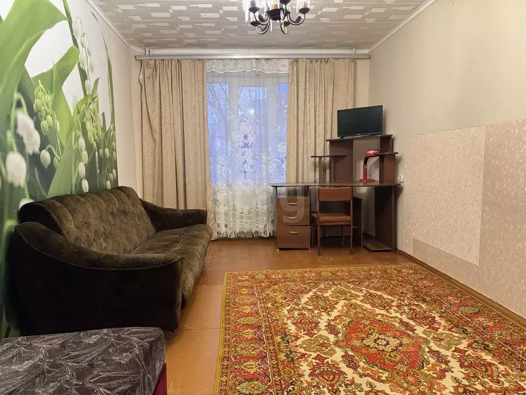 3-к кв. Белгородская область, Белгород ул. 5 Августа, 17 (64.3 м) - Фото 1