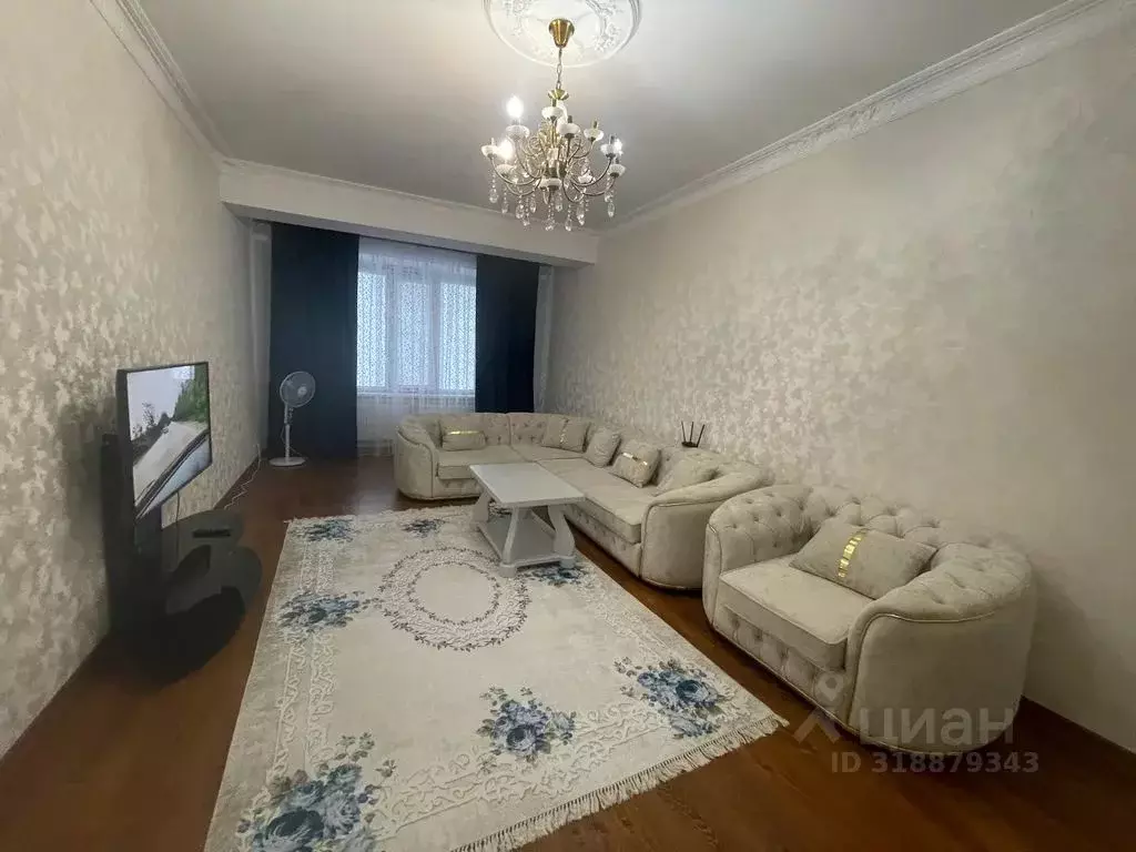 2-к кв. Дагестан, Махачкала ул. Башкирская, 1 (80.0 м) - Фото 0