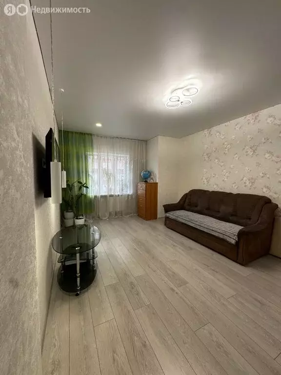 2-комнатная квартира: Киров, улица Архитектора Валерия Зянкина, 7к2 ... - Фото 1