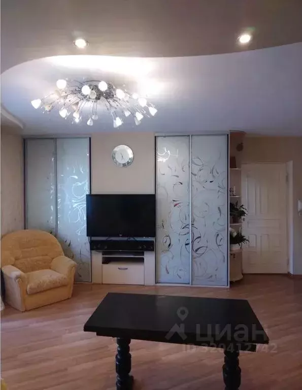 3-к кв. Кировская область, Киров Хлыновская ул., 20 (64.0 м) - Фото 1
