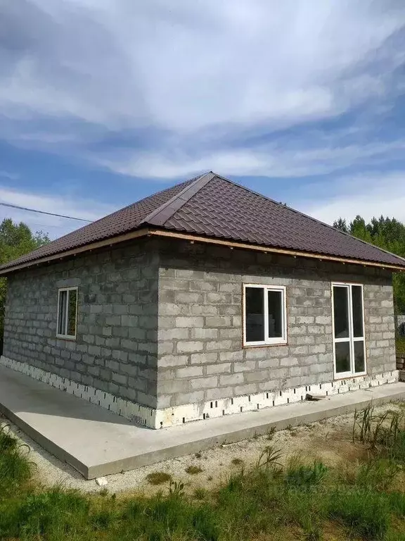 Дом в Свердловская область, Березовский муниципальный округ, пос. ... - Фото 2