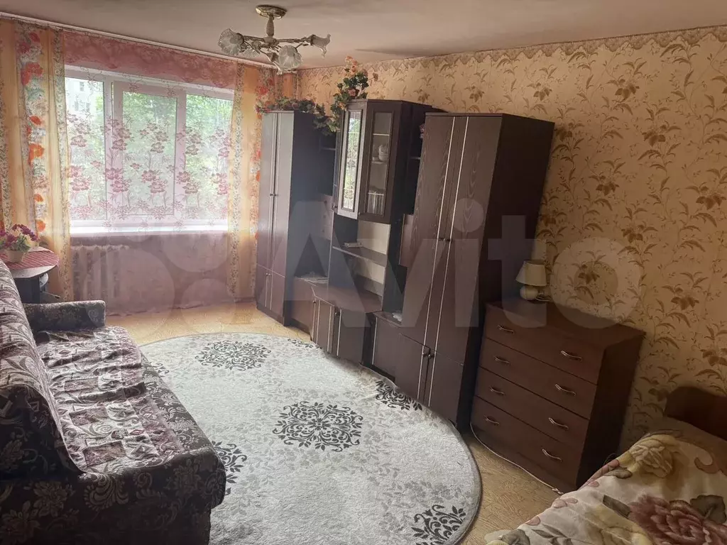 Комната 17 м в 3-к., 1/5 эт. - Фото 0