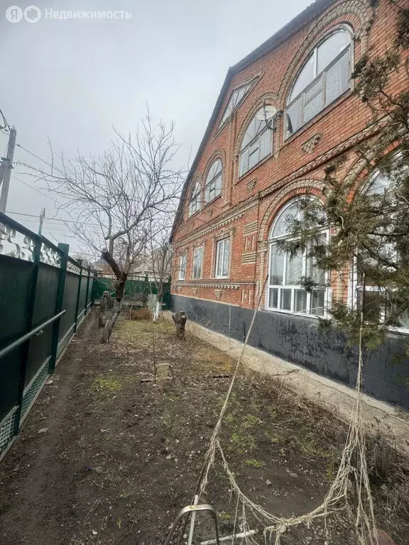 Дом в Батайск, Украинская улица, 1Б (405 м) - Фото 1