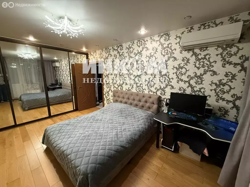 2-комнатная квартира: посёлок городского типа Боброво, Крымская улица, ... - Фото 1