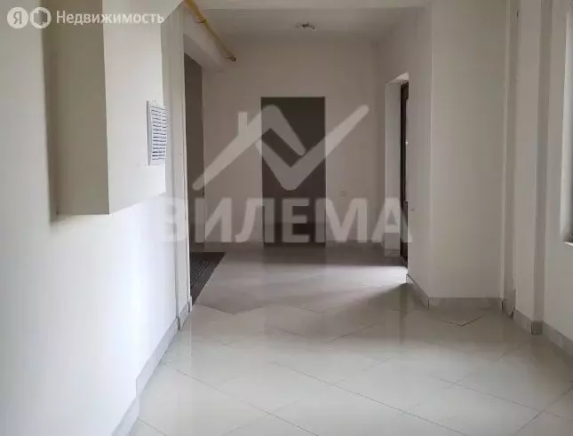 3-комнатная квартира: Владикавказ, улица Тогоева, 22 (170 м) - Фото 1