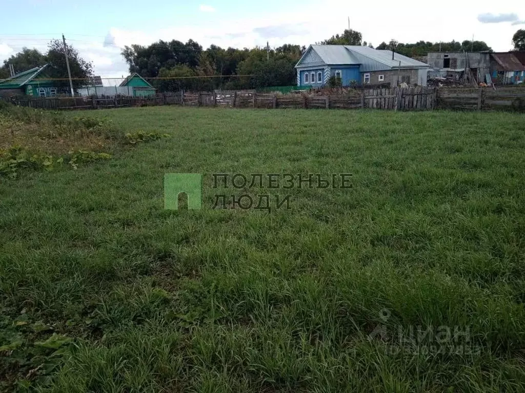 Участок в Татарстан, Рыбно-Слободский район, с. Кугарчино ул. ... - Фото 1