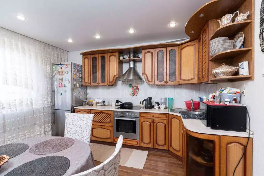 3-к. квартира, 89 м, 4/9 эт. - Фото 1