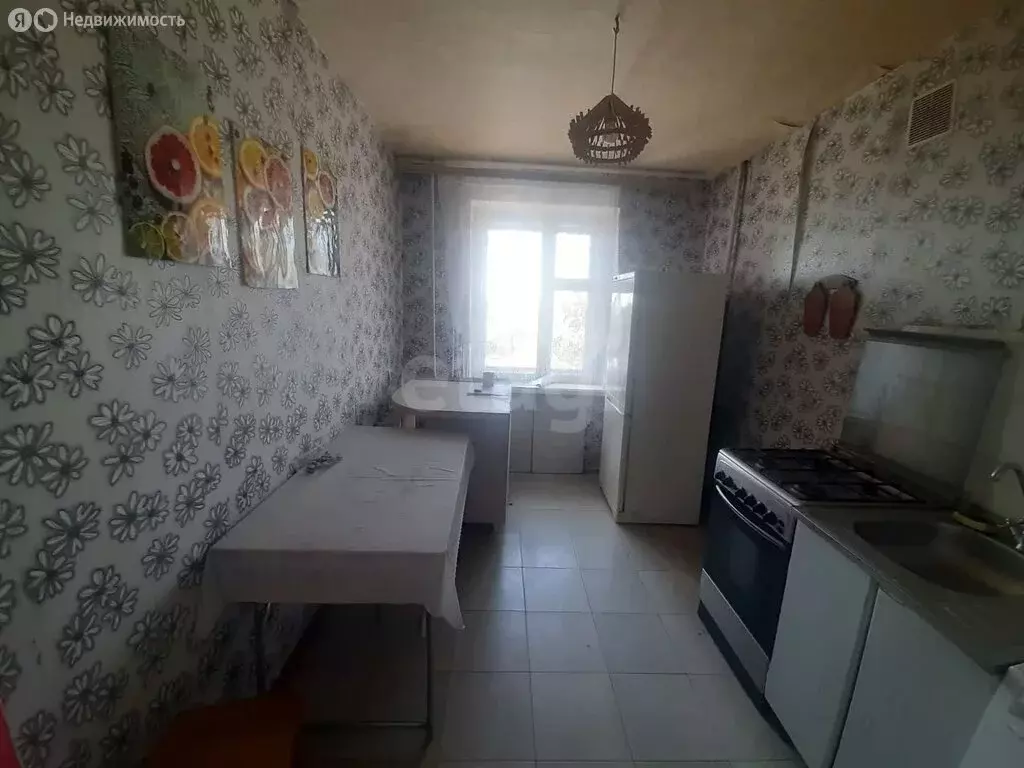 2-комнатная квартира: Валуйки, улица Пушкина, 36 (49.5 м) - Фото 0